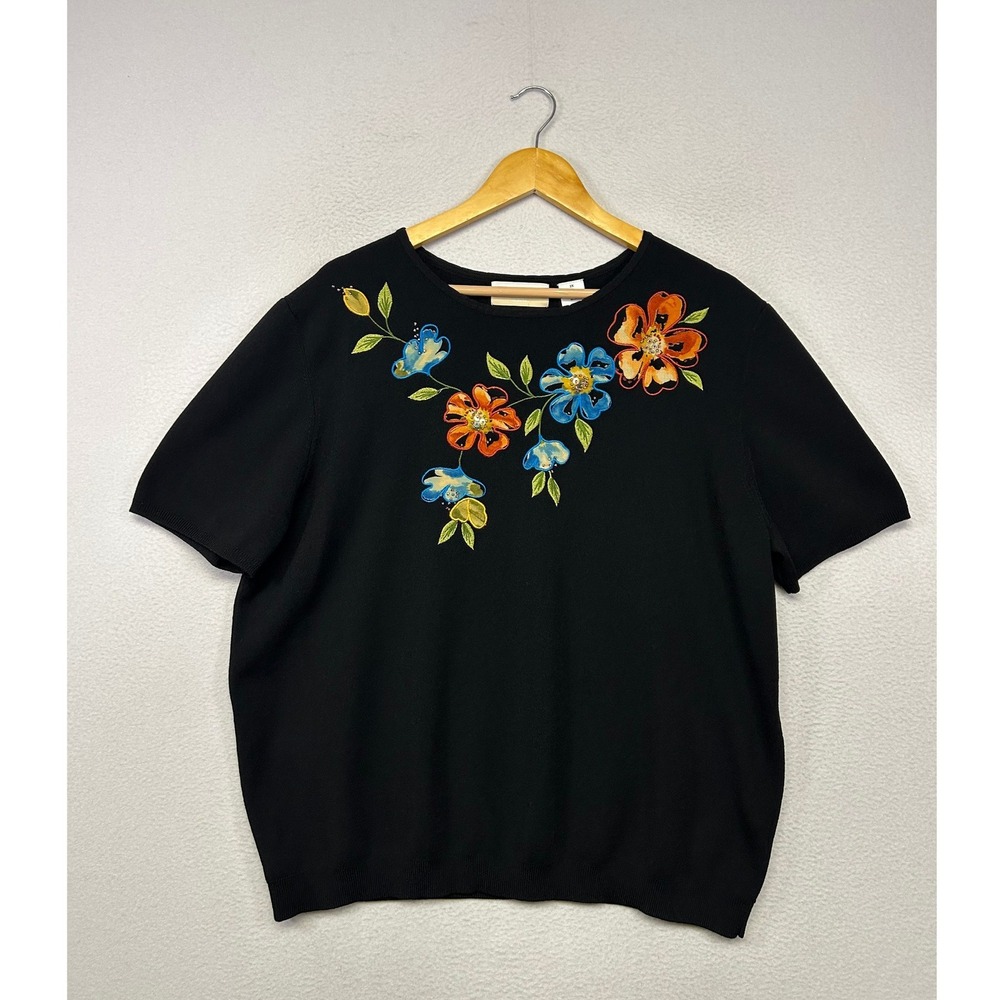 Grannycore Floral Alfred Dunner Woman 2X Black Embroidered Short Sleeve Knit Top